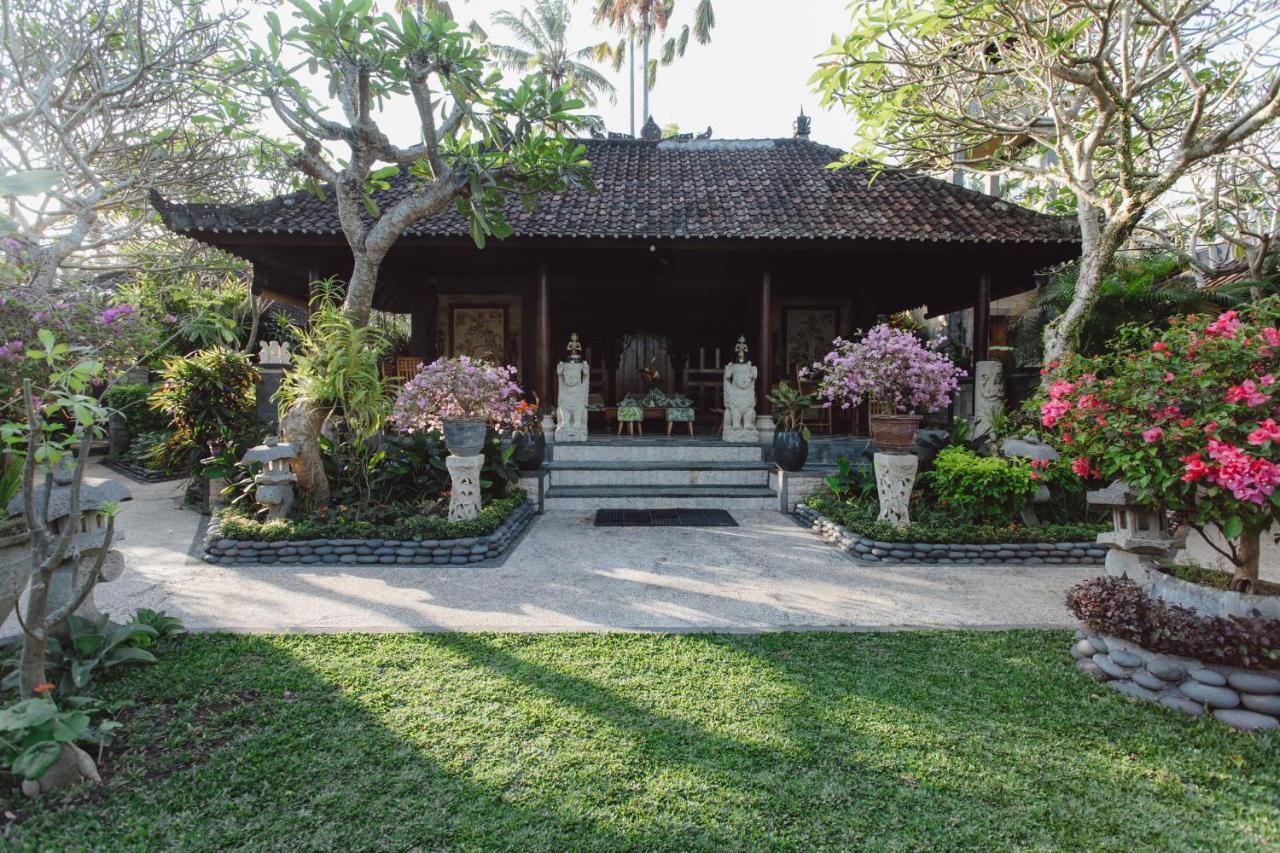 Kishi-Kishi Artvilla Blahbatu Ngoại thất bức ảnh