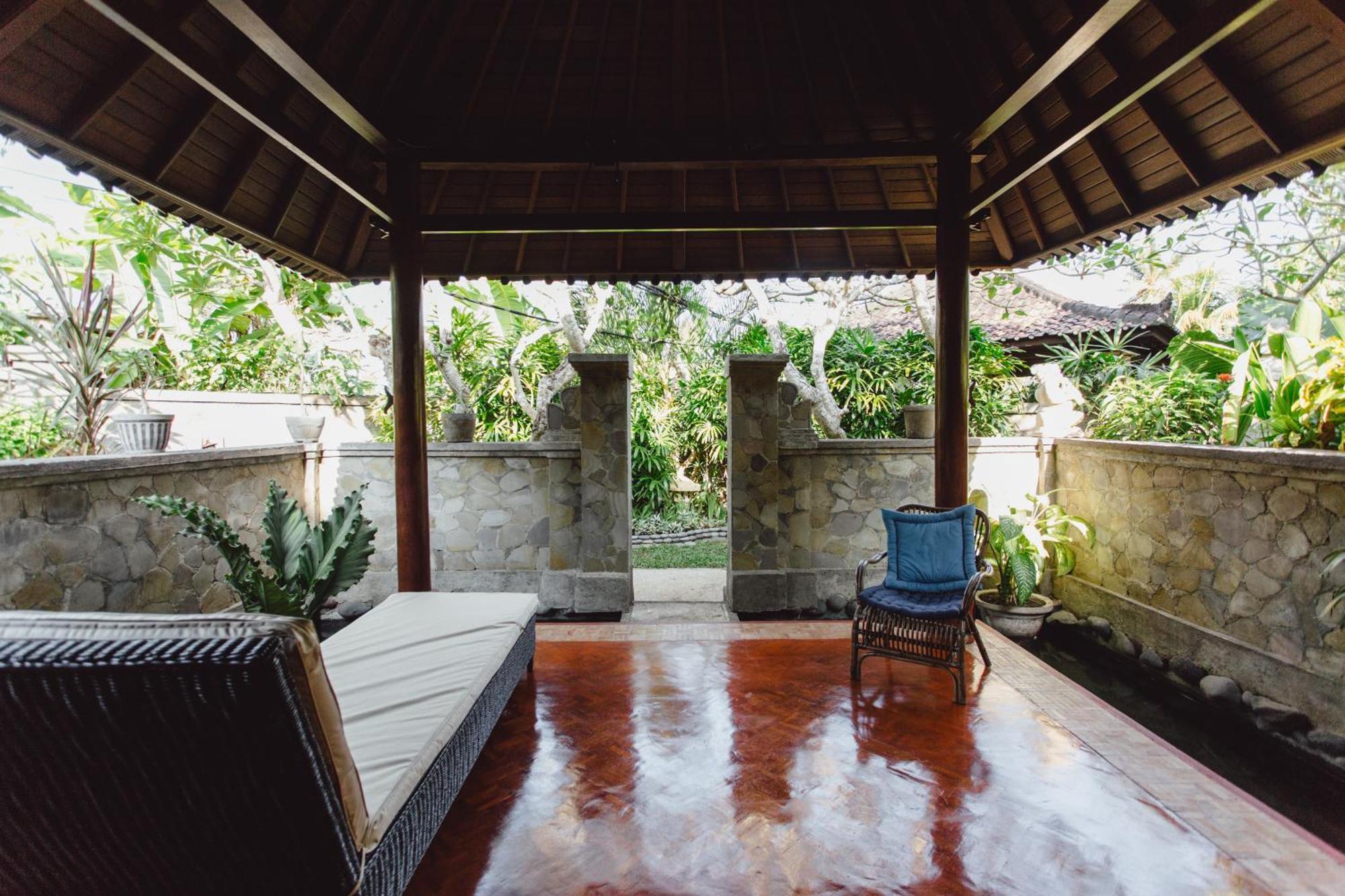 Kishi-Kishi Artvilla Blahbatu Ngoại thất bức ảnh