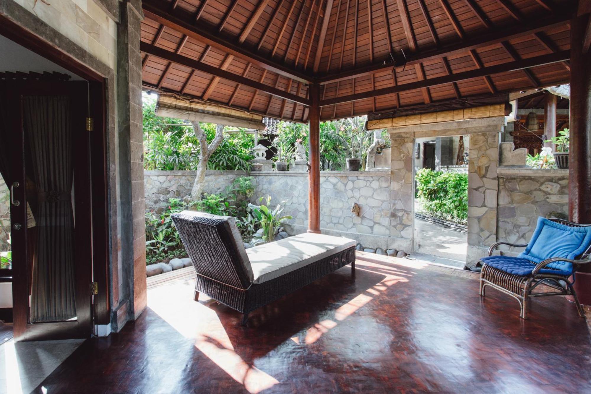 Kishi-Kishi Artvilla Blahbatu Ngoại thất bức ảnh