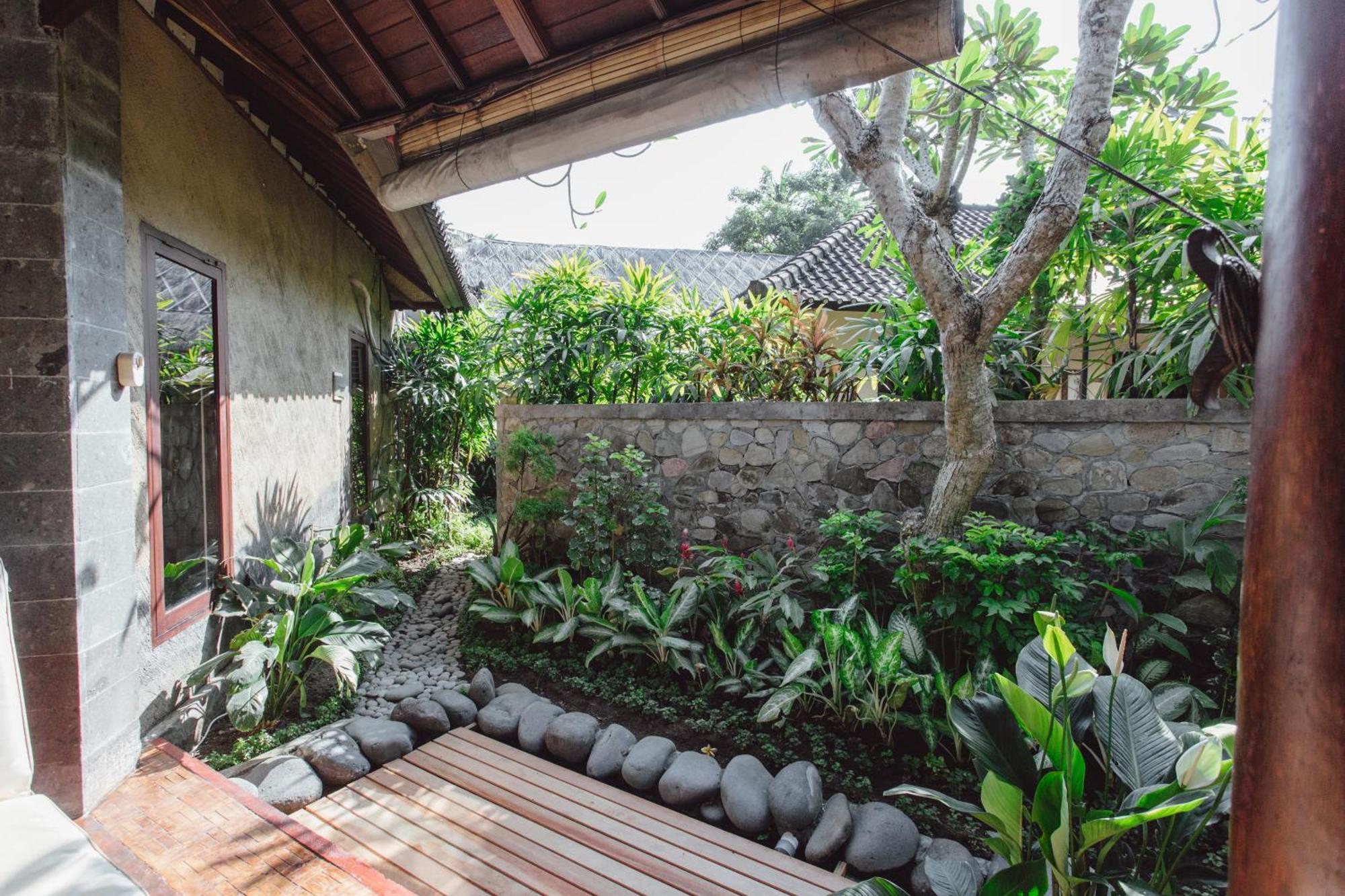 Kishi-Kishi Artvilla Blahbatu Ngoại thất bức ảnh