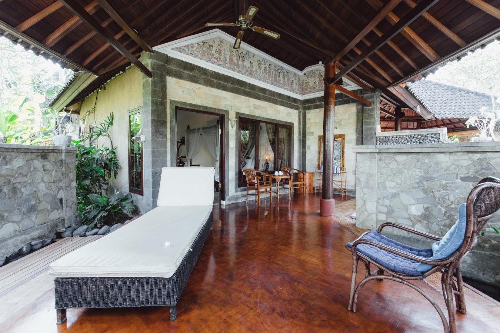 Kishi-Kishi Artvilla Blahbatu Ngoại thất bức ảnh