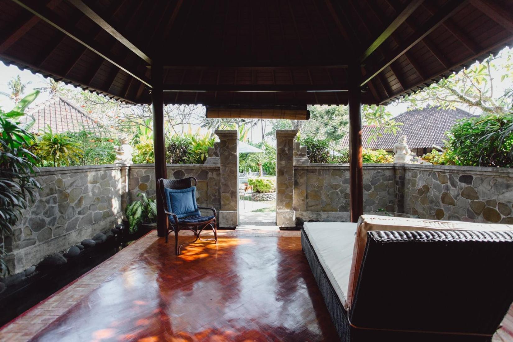 Kishi-Kishi Artvilla Blahbatu Ngoại thất bức ảnh